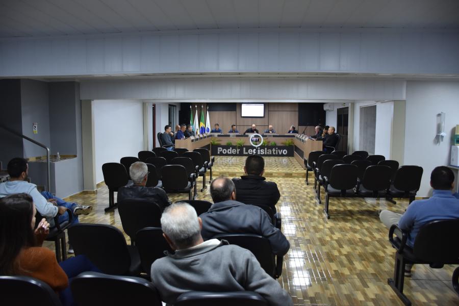 Vereadores realizam 15ª sessão ordinária de 2022